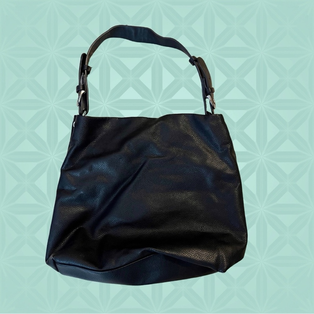 Slouchy style leather bag